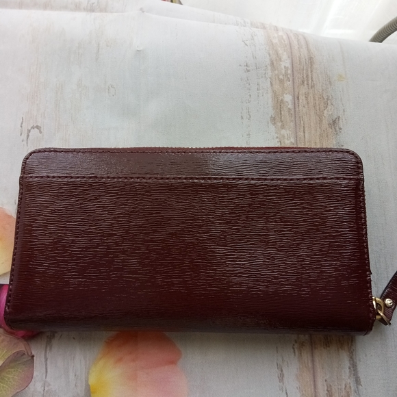 Kate Spade Burgundy textured Patent Leather Zipper Wallet - Picture 8 of 10